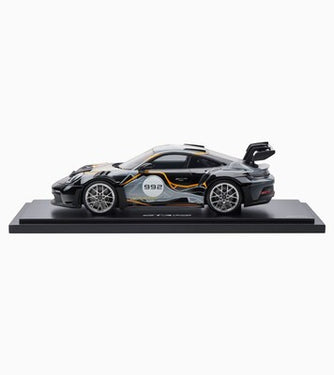 Porsche 911 GT3 RS 992 in 1:18 (177381)